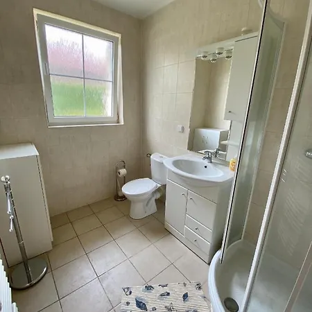 Heda Πανσιόν Františkovy Lázně